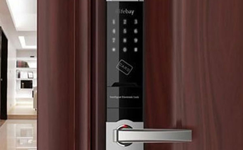 诸暨24小时上门开锁公司