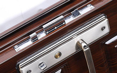 诸暨24小时上门开锁公司