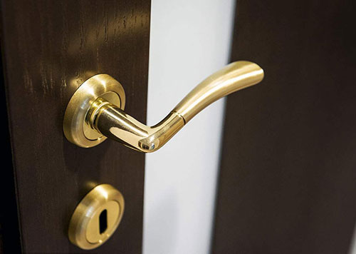 诸暨24小时上门开锁公司