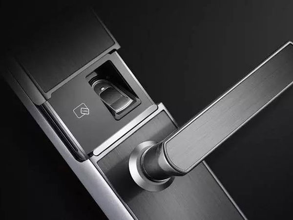 诸暨24小时上门开锁公司